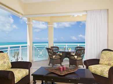 Deluxe Oceanfront Suite Deluxe Oceanfront Suite