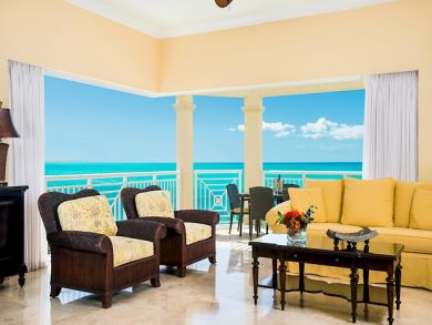 Oceanfront Penthouse Suite Oceanfront Penthouse Suite