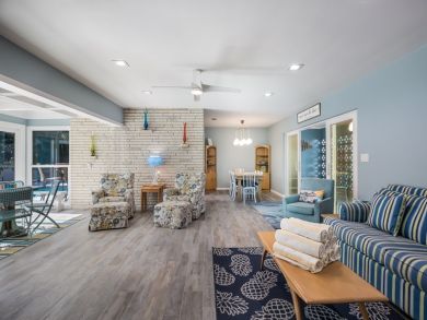 Newly Remodeled Four Bedroom Home with Private Pool Sleeps 8
