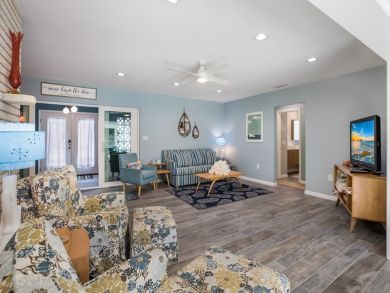 Newly Remodeled Four Bedroom Home with Private Pool Sleeps 8