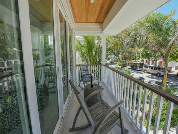 Anna Maria Luxury Vacation Home  With Private Pool 8 Guests