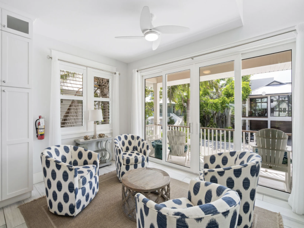 Anna Maria Luxury Vacation Home  With Private Pool  Steps to Sandy Beach FREE Golf Cart!