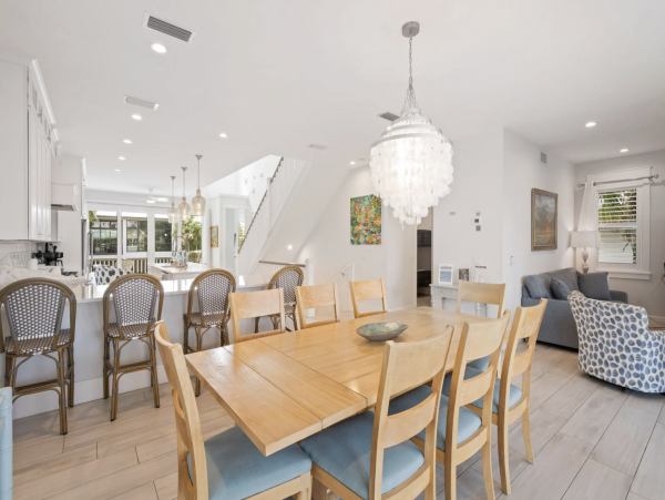 Anna Maria Luxury Vacation Home  With Private Pool  Steps to Sandy Beach FREE Golf Cart!