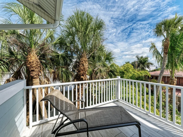 Anna Maria Luxury Vacation Home  With Private Pool  Steps to Sandy Beach FREE Golf Cart!