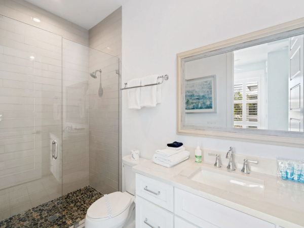 Anna Maria Luxury Vacation Home  With Private Pool  Steps to Sandy Beach FREE Golf Cart!