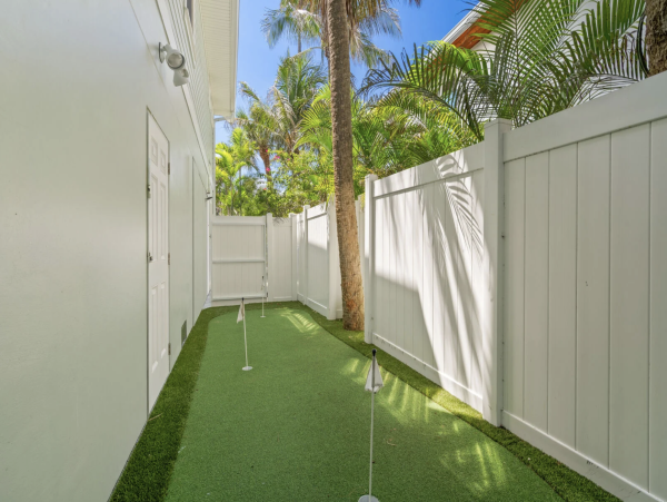 Anna Maria Luxury Vacation Home  With Private Pool  Steps to Sandy Beach FREE Golf Cart!