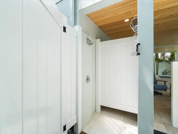 Anna Maria Luxury Vacation Home  With Private Pool  Steps to Sandy Beach FREE Golf Cart!