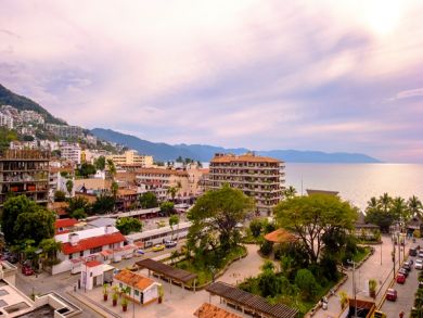 Two Bedroom Vacation Condo with Pool/ Views From $240