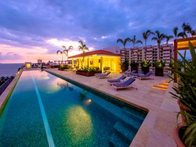 Two Bedroom Vacation Condo with Pool/ Views From $240