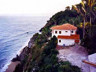 Beach Access & wonderful Amenities Staff Optional Beach Access & wonderful Amenities Staff Optional