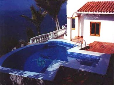 Beach Access & wonderful Amenities Staff Optional Beach Access & wonderful Amenities Staff Optional