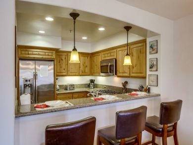 Serving Bar