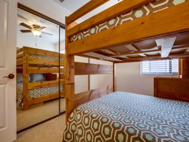 Full/Full Bunk Bed