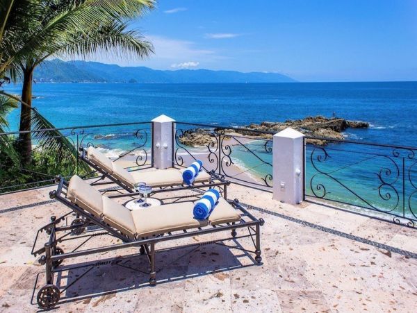 Beachfront Five Bedroom Home with Pool in Puerto Vallarta