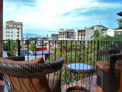 Puerto Vallarta Vacation Condo Walk to Beach Sleeps Four
