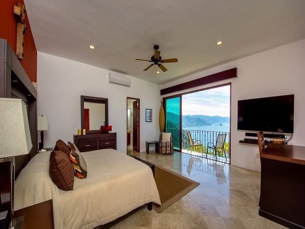 Luxury Ocean Views Puerto Vallarta Vacation Home Sleeps 16