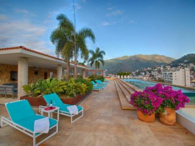 Puerto Vallarta Vacation Condo Rental Sleeps Four Guests