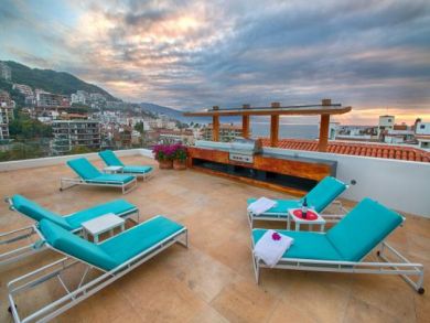 Puerto Vallarta Vacation Condo Rental Sleeps Four Guests