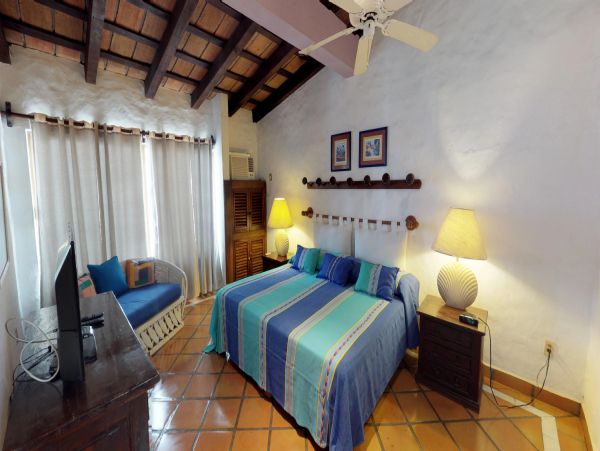 Lovely Beach-Front 3 Bedroom Condo in Puerto Vallarta
