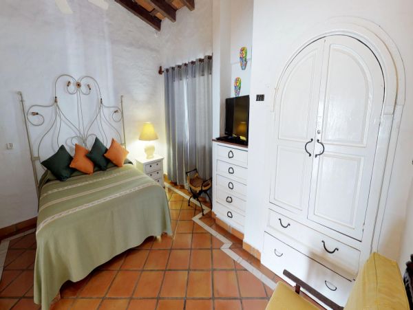 Lovely Beach-Front 3 Bedroom Condo in Puerto Vallarta