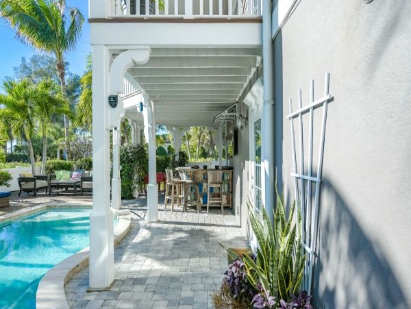 Luxury Five Bedroom Anna Maria Vacation Home Sleeps 12