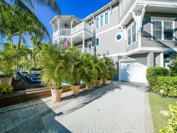 Luxury Five Bedroom Anna Maria Vacation Home Sleeps 12