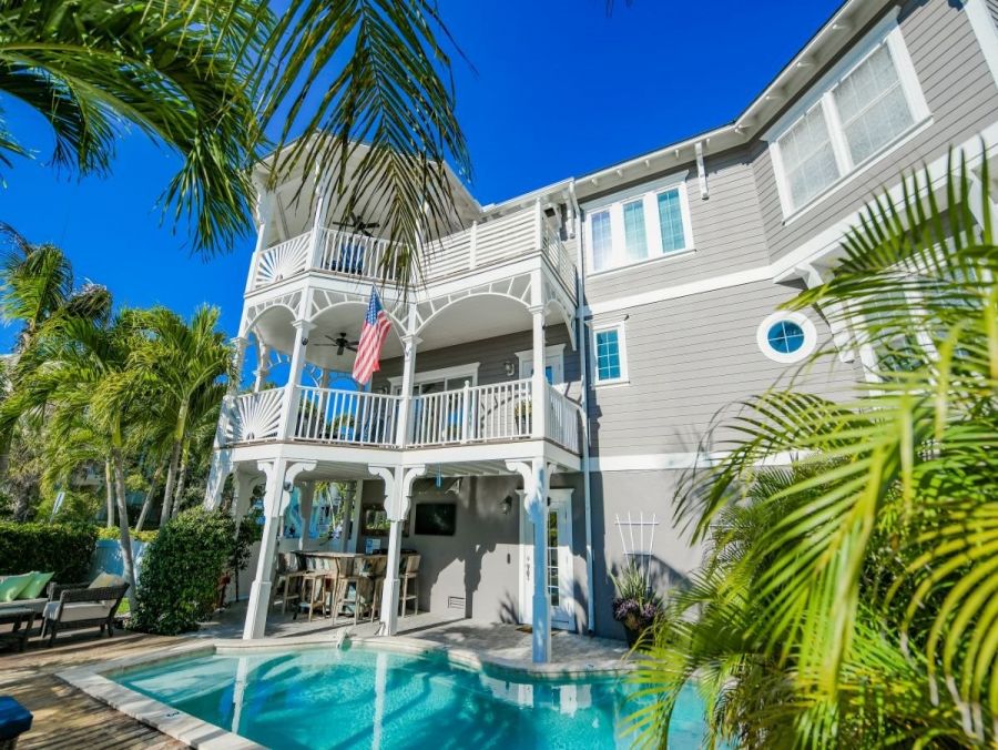 Luxury Five Bedroom Anna Maria Vacation Home Sleeps 12