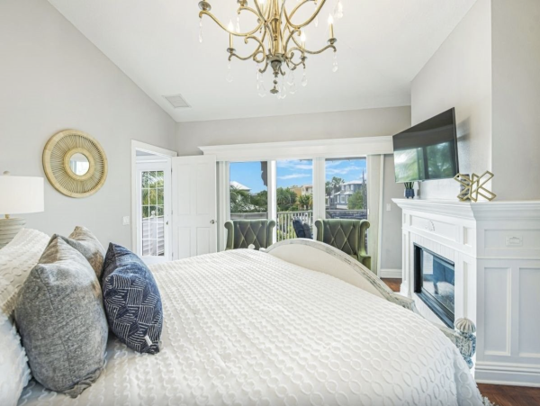 Luxury Five Bedroom Anna Maria Vacation Home Sleeps 12