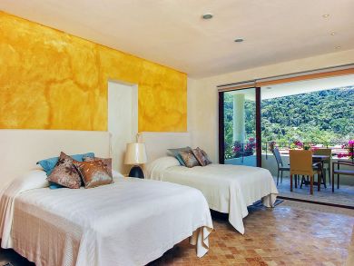 Call Your USA Based Puerto Vallarta Agent Today