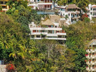 Call Your USA Based Puerto Vallarta Agent Today
