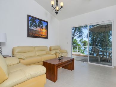 Eight Bedroom Beach Front Luxury Vacation Villa