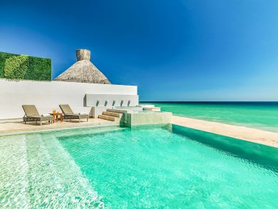 Vacation Homes with five Bedrooms and Full Ocean Views