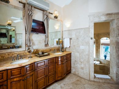 Classy Five Bedroom Cabo Villa for your Next Vacation