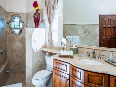 Classy Five Bedroom Cabo Villa for your Next Vacation