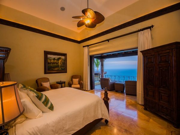 Los Cabos Luxury Vacation Pool Villa - Sleeps 16 Guests