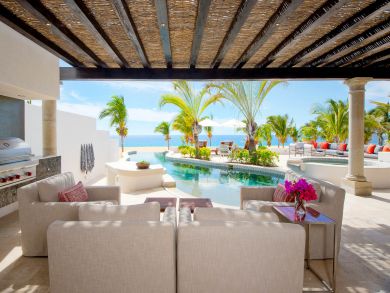 3 story Vacation Villa - 5 bedrooms - huge pool - ocean view