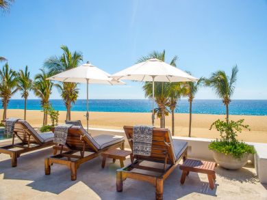 3 story Vacation Villa - 5 bedrooms - huge pool - ocean view