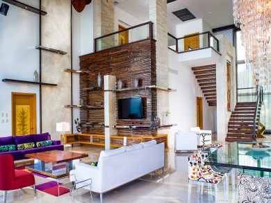 Contemporary Luxury Penthouse With Magnificent Ocean Views