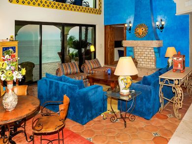 Beautifully Appointed Five Bedroom Villa