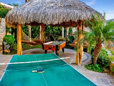 Beautifully Appointed Five Bedroom Villa