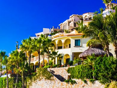 Beautifully Appointed Five Bedroom Villa