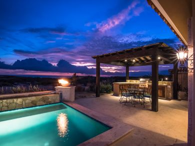 Six Bedroom - Great Views - Pool and so much more Six Bedroom - Great Views - Pool and so much more