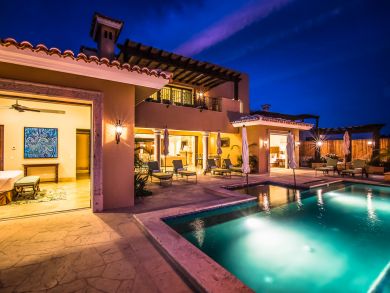 Six Bedroom - Great Views - Pool and so much more Six Bedroom - Great Views - Pool and so much more