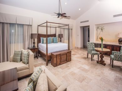 Six Bedroom - Great Views - Pool and so much more Six Bedroom - Great Views - Pool and so much more