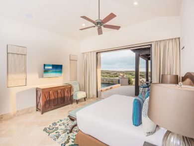 Six Bedroom - Great Views - Pool and so much more Six Bedroom - Great Views - Pool and so much more