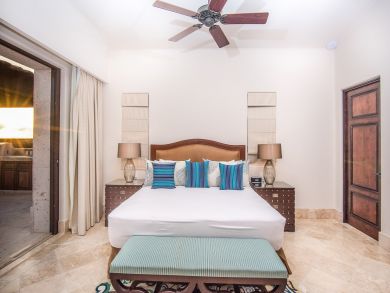 Six Bedroom - Great Views - Pool and so much more Six Bedroom - Great Views - Pool and so much more