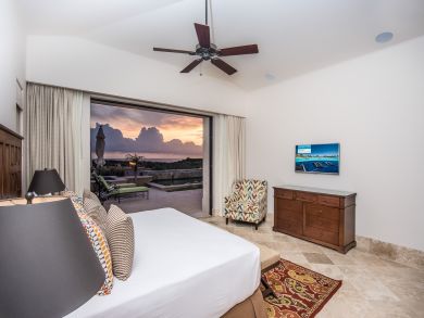 Six Bedroom - Great Views - Pool and so much more Six Bedroom - Great Views - Pool and so much more