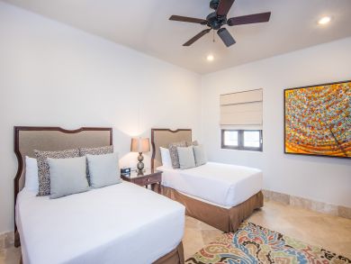 Six Bedroom - Great Views - Pool and so much more Six Bedroom - Great Views - Pool and so much more