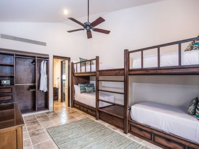 Six Bedroom - Great Views - Pool and so much more Six Bedroom - Great Views - Pool and so much more