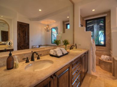 Los Cabos Luxury Ocean Views from Pool Call USA Agent